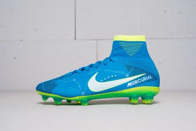 Лот: 11618283. Фото: 1. Футбольная обувь Nike Mercurial... Кеды, кроссовки, слипоны