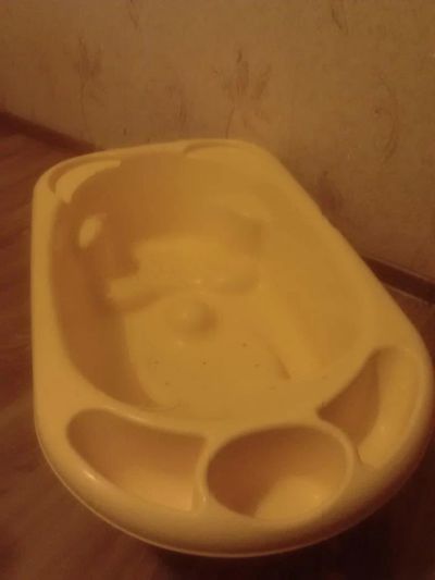 Лот: 8234633. Фото: 1. Ванночка для купания. Ванночки, сиденья, горшки
