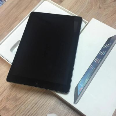 Лот: 8913191. Фото: 1. Apple iPad Air Wi-Fi + Cellular... Планшеты