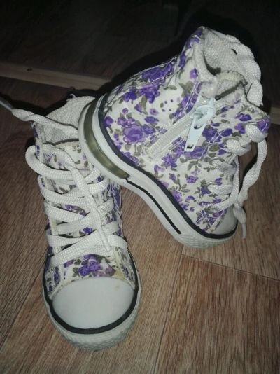 Лот: 9057483. Фото: 1. Кеды Converse 13 см. Кеды, кроссовки