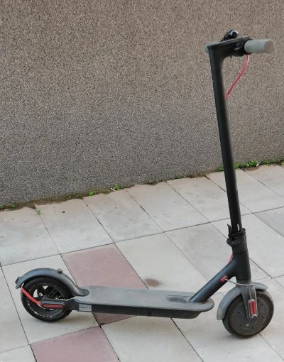 Лот: 23294351. Фото: 1. Электросамокат Xiaomi Mi Electric... Электросамокаты, гироскутеры, сигвеи