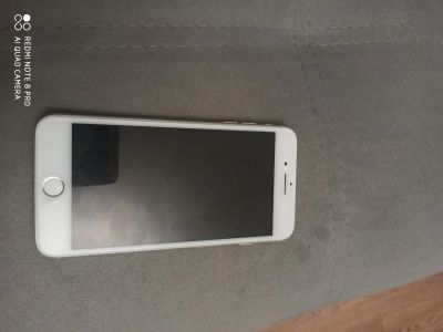 Лот: 15968693. Фото: 1. IPhone 8 plus silver 64гб. Смартфоны