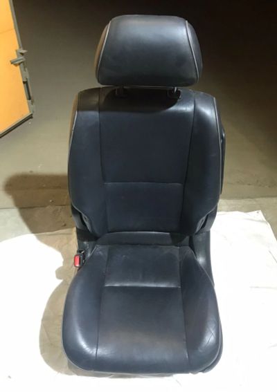 Лот: 18033275. Фото: 1. сидения toyota altezza. Кузов
