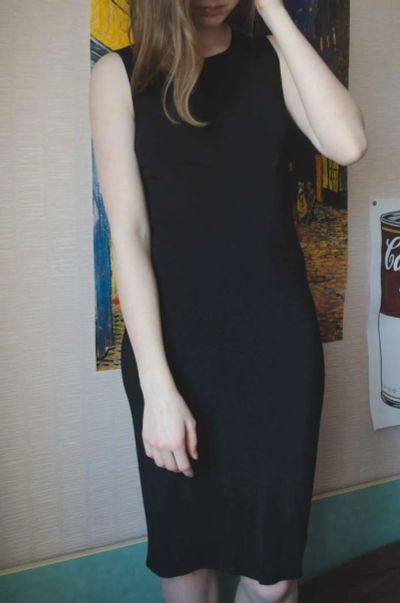 Лот: 7239109. Фото: 1. Чёрное платье миди h&m. Платья