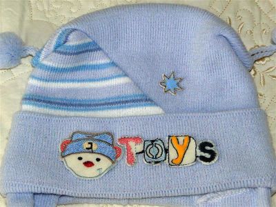 Лот: 2690878. Фото: 1. Тёплая шапочка с помпончиками... Головные уборы