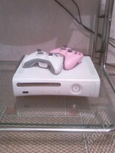 Лот: 371561. Фото: 1. Xbox 360 20Gb (Unbanned, 2 joys... Игровые приставки, консоли