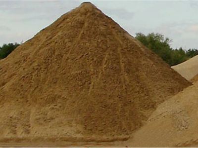 Лот: 9031715. Фото: 1. Песок строительный 6 кубов с доставкой... Песок, гравий, инертные материалы
