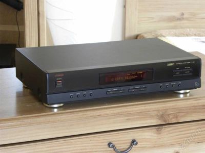 Лот: 2498836. Фото: 1. Всеволновый тюнер Luxman T-235... Тюнеры, радиоприёмники