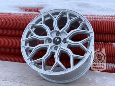 Лот: 17179292. Фото: 1. Новые диски SL507 4x100 17" SF... Диски