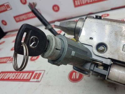 Лот: 20903064. Фото: 1. Замок зажигания Mazda Axela BK5P... Двигатель и элементы двигателя