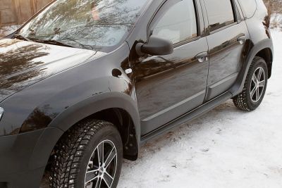 Лот: 6159313. Фото: 1. Молдинги на двери Рено Дастер... Кузов