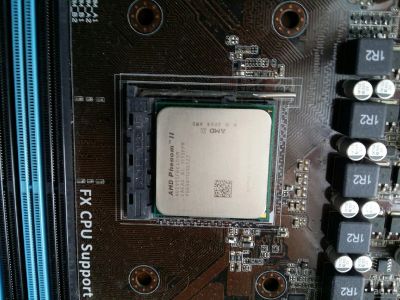 Лот: 18247322. Фото: 1. Процессор Phenom II X4 955 Black... Процессоры