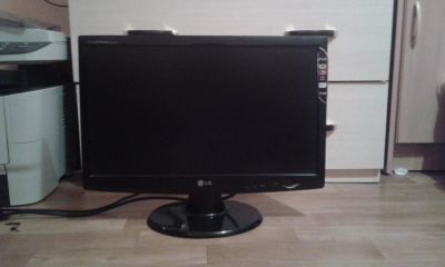 Лот: 7080194. Фото: 1. монитор LG FLATron w2043s широкоформатный... ЖК-мониторы