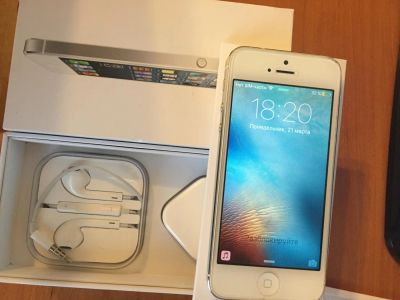Лот: 7138932. Фото: 1. iPhone 5. Смартфоны