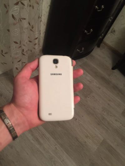 Лот: 11101985. Фото: 1. Samsung galaxy s4. Смартфоны