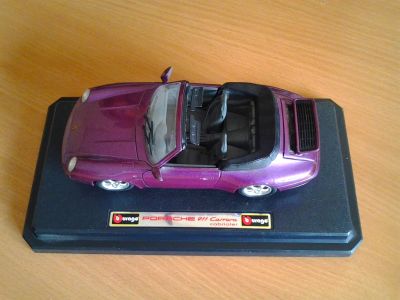 Лот: 4143241. Фото: 1. модель burago Porsche 911 Carrera. Автомоделизм