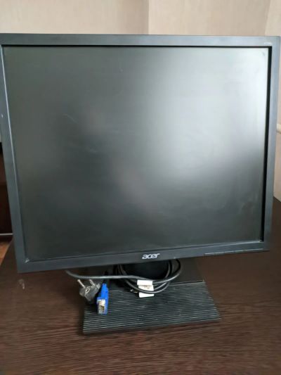 Лот: 19853499. Фото: 1. Монитор 19" Acer V196L. ЖК-мониторы
