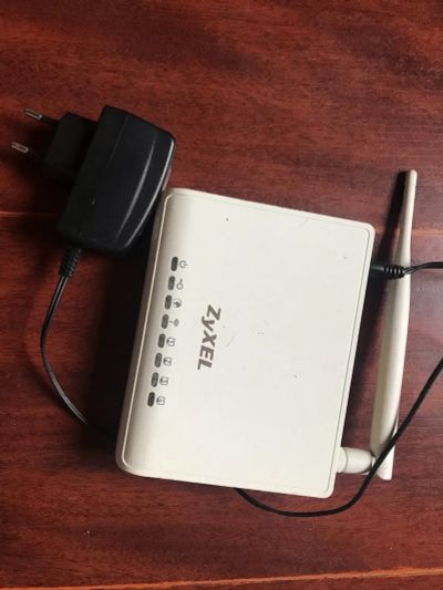 Лот: 20550407. Фото: 1. Wi-Fi роутер. Маршрутизаторы (роутеры)