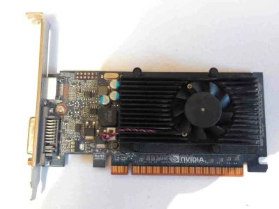 Лот: 4489377. Фото: 1. Видеокарта GeForce 620 с 2 Гб... Видеокарты
