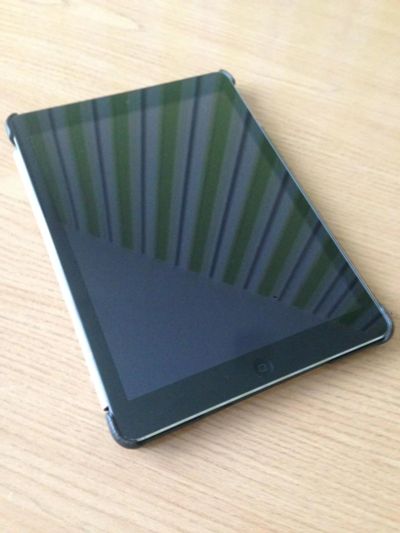 Лот: 6678884. Фото: 1. iPad Air 16 gb wifi+LTE отличное... Планшеты