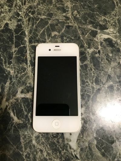 Лот: 15322672. Фото: 1. iPhone 4 32gb. Смартфоны