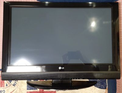 Лот: 25056228. Фото: 1. Телевизор LG неисправен. Телевизоры