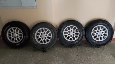 Лот: 20233416. Фото: 1. Колёса Nissan 6x139,7 215/75R15... Шины