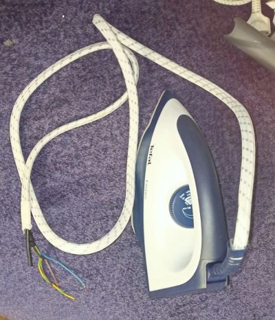Лот: 17155575. Фото: 1. утюг tefal. Утюги, парогенераторы, отпариватели