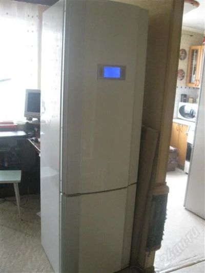 Лот: 1703542. Фото: 1. холодильник с рубля. Холодильники, морозильные камеры