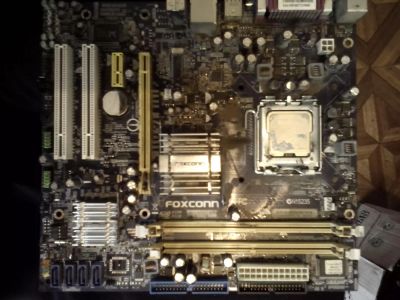 Лот: 4490208. Фото: 1. Мат плата Foxconn N15235 вместе... Материнские платы