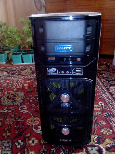 Лот: 4059385. Фото: 1. Корпус GigaByte GZ-G1 Black, без... Корпуса, блоки питания
