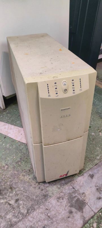 Лот: 24283508. Фото: 1. ИБП 3000 ватт Smart-UPS APC. ИБП, аккумуляторы для ИБП