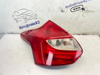 Лот: 25305409. Фото: 1. фонарь Ford Focus CB8. Двигатель и элементы двигателя