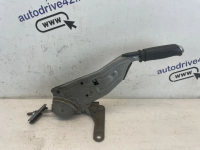 Лот: 24627604. Фото: 1. ручка ручника Renault Fluence... Двигатель и элементы двигателя