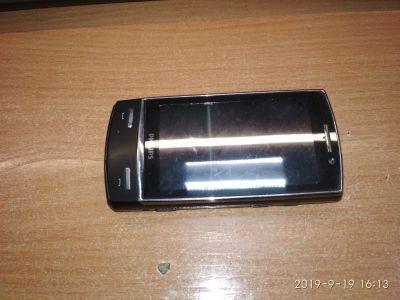 Лот: 14595359. Фото: 1. Philips Xenium x806. Кнопочные мобильные телефоны