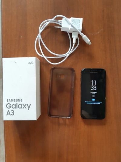 Лот: 15549163. Фото: 1. Samsung Galaxy A3 2017. Смартфоны