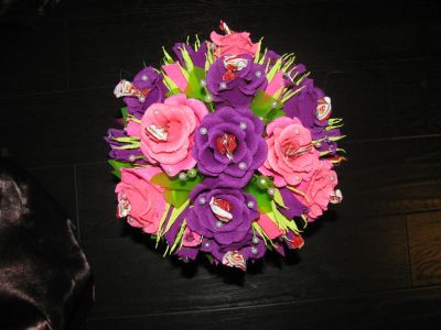 Лот: 5184052. Фото: 1. Букет из конфет 3. Букеты из конфет, игрушек