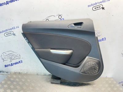 Лот: 25581535. Фото: 1. обшивка двери Opel Astra J. Другое (автозапчасти)