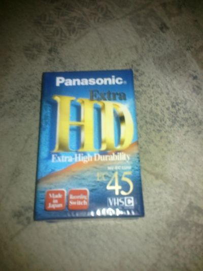 Лот: 4927869. Фото: 1. Видеокассета Panasonic VHS-c. Другое (тв и видео)