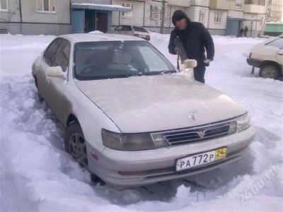 Лот: 703298. Фото: 1. Toyota Vista 1991 г.в. на ходу... Автомобили