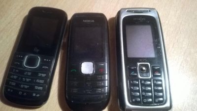 Лот: 5299968. Фото: 1. Nokia 1800,Fly DS103D,Siemens... Кнопочные мобильные телефоны