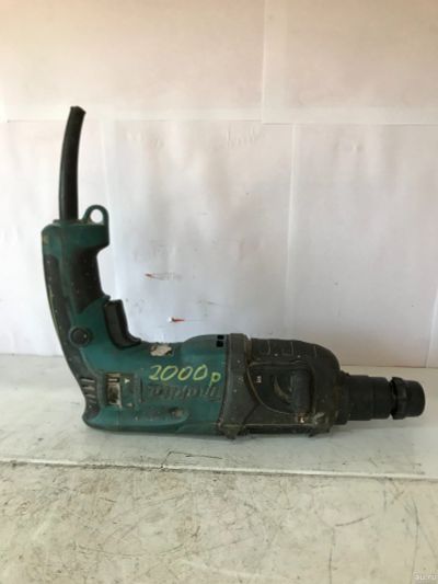 Лот: 18262735. Фото: 1. Перфоратор Makita HR2470. Электроинструмент