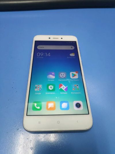 Лот: 20305519. Фото: 1. Смартфон Xiaomi Redmi 5A. Смартфоны