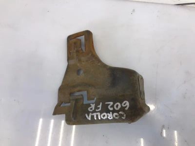 Лот: 21705537. Фото: 1. крепление бампера toyota corolla... Двигатель и элементы двигателя
