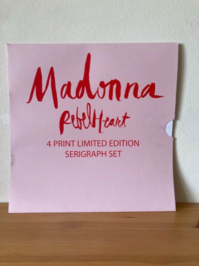 Лот: 21392726. Фото: 1. Madonna Rebel Heart 4 print limited... Вещи известных людей, автографы