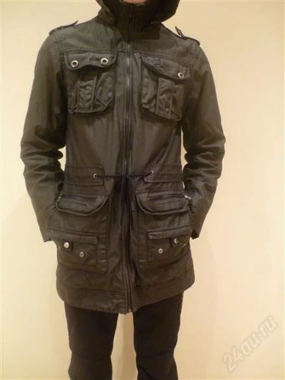 Лот: 1215863. Фото: 1. Молодежная осенняя куртка Bershka... Верхняя одежда