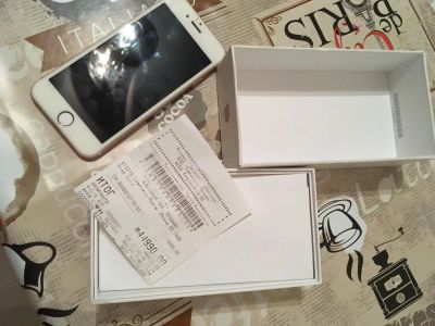 Лот: 10720088. Фото: 1. iPhone 6s rose gold. Смартфоны