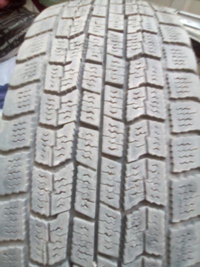 Лот: 16657979. Фото: 1. 175/65 R14 Goodyear два колеса... Шины