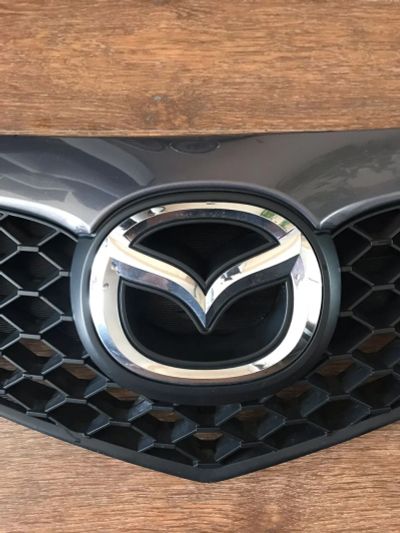 Лот: 11758936. Фото: 1. Решетка радиатора на Mazda 3. Кузов