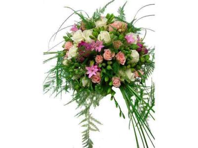 Лот: 6870165. Фото: 1. Цветы . Букет от Цветограда... Свежие цветы